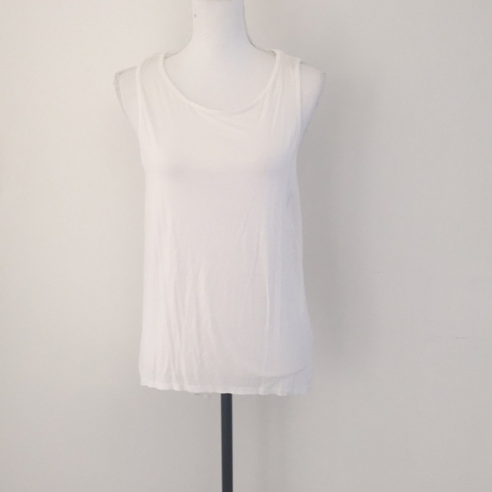 New feel the piece open back tank M/L